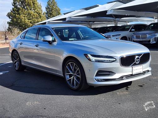 2018 Volvo S90 T5 Momentum