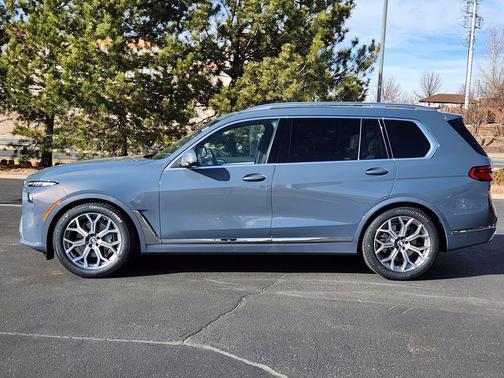 2026 BMW X7 xDrive40i