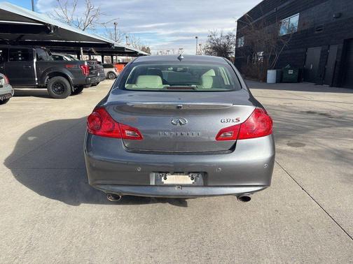 2013 INFINITI G37x Base