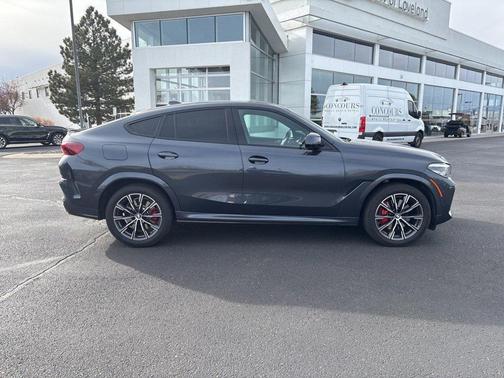 2021 BMW X6 xDrive40i