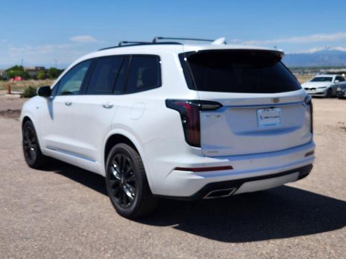 Crystal White Tricoat 2024 Cadillac XT6 Sport AWD