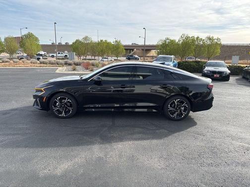 Aurora Black Pearl 2025 Kia K5 GT-Line