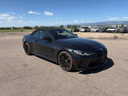 Black Sapphire Metallic 2022 BMW M4 Competition xDrive