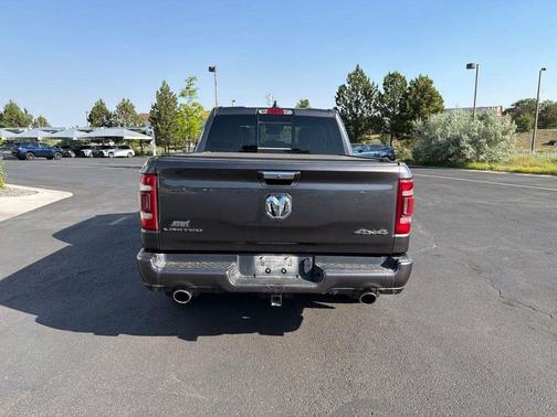 Granite Crystal Metallic Clearcoat 2022 RAM 1500 Limited