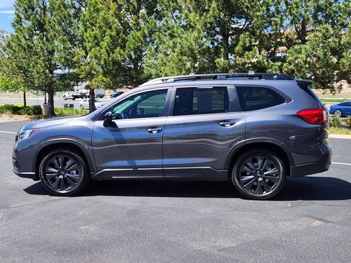 Magnetite Gray Metallic 2022 Subaru Ascent Onyx Edition 7-Passenger