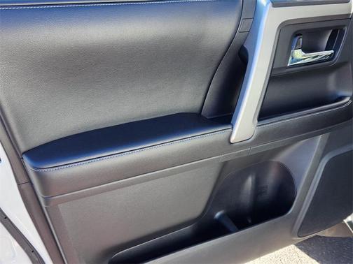 2017 Toyota 4Runner SR5 Premium