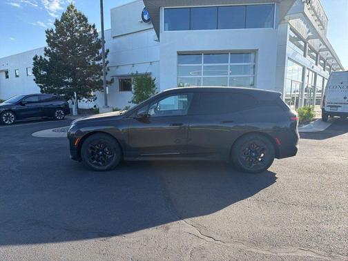 Dark Graphite Metallic 2023 BMW iX xDrive50