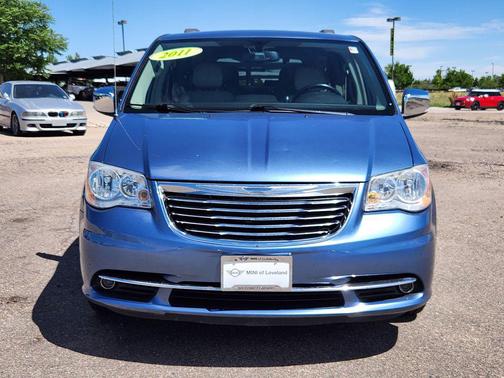 Sapphire Crystal Met Clearcoat 2011 Chrysler Town & Country Touring-L
