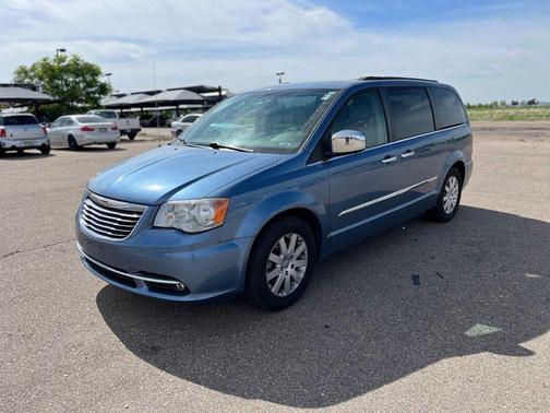 Sapphire Crystal Met Clearcoat 2011 Chrysler Town & Country Touring-L