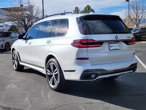 2023 BMW X7 xDrive40i