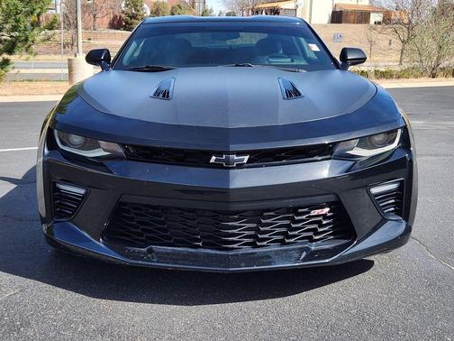 Black 2018 Chevrolet Camaro 1SS