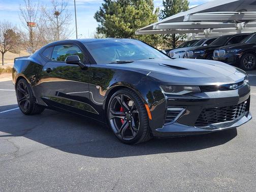 Black 2018 Chevrolet Camaro 1SS