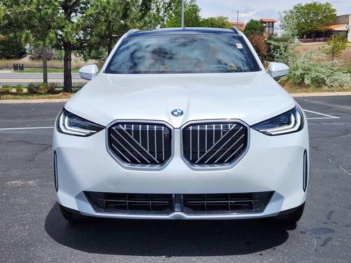 Mineral White Metallic 2026 BMW X3 30 xDrive