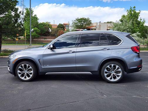 Space Gray Metallic 2018 BMW X5 xDrive50i