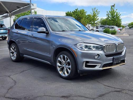 Space Gray Metallic 2018 BMW X5 xDrive50i