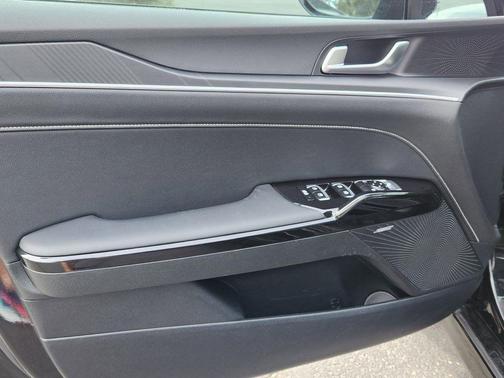 Aurora Black Pearl 2025 Kia K5 GT-Line