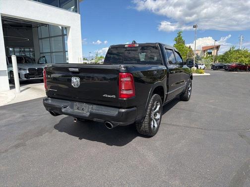 Diamond Black Crystal Pearlcoat 2019 RAM 1500 Limited