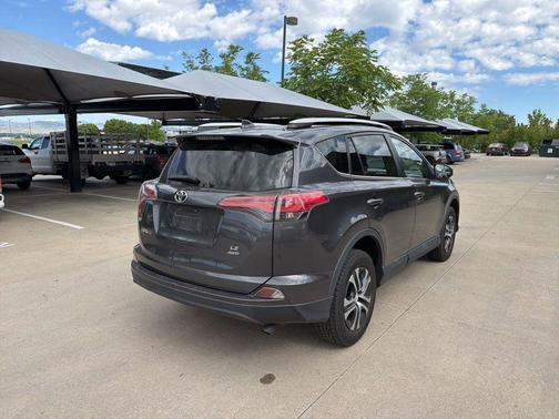 Magnetic Gray Metallic 2016 Toyota RAV4 LE