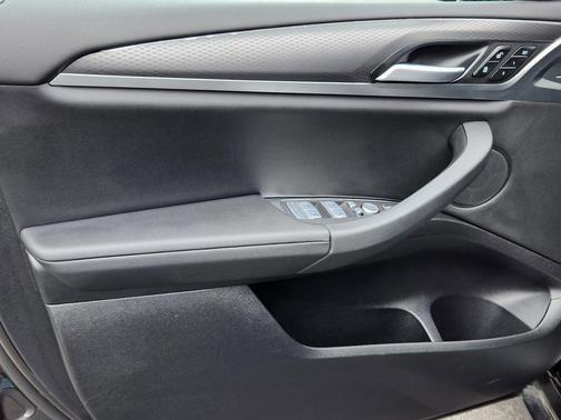 Dark Graphite Metallic 2025 BMW X4 xDrive30i