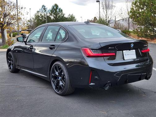 2026 BMW 330 i xDrive