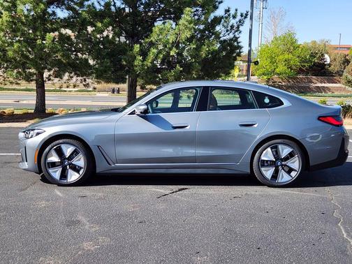 Skyscraper Grey Metallic 2026 BMW i4 Gran Coupe xDrive40
