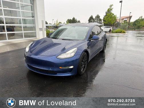 Dark Blue 2022 Tesla Model 3 Long Range