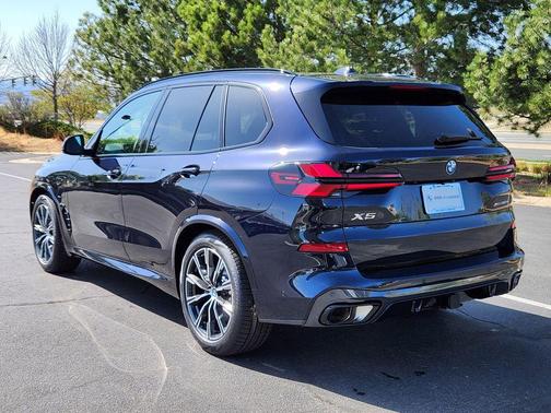 Carbon Black Metallic 2026 BMW X5 PHEV xDrive50e