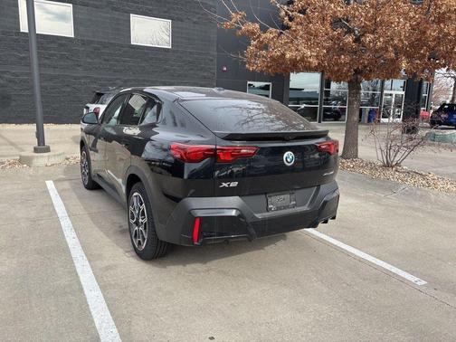 2025 BMW X2 xDrive28i