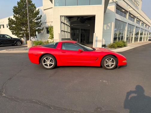 Torch Red 2001 Chevrolet Corvette Base