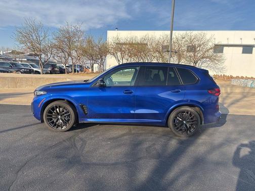 2024 BMW X5 M60i