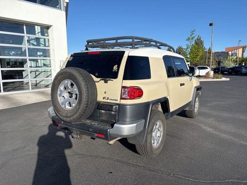 Tan 2008 Toyota FJ Cruiser Base