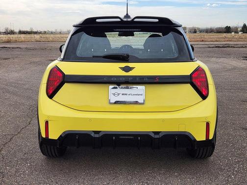 Sunny Side Yellow 2026 MINI Hardtop Cooper S