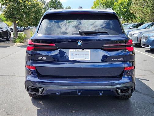 Tanzanite Blue II Metallic 2026 BMW X5 xDrive40i