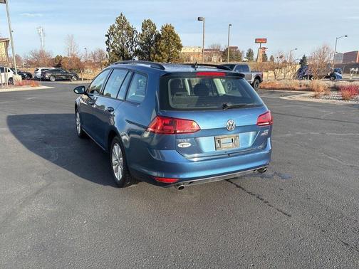 2017 Volkswagen Golf SportWagen TSI S