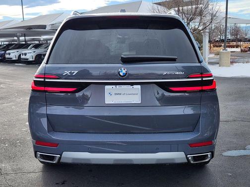 2026 BMW X7 xDrive40i