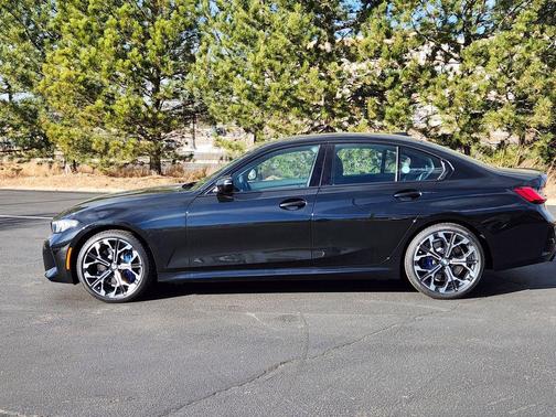 2026 BMW 330 xDrive NA