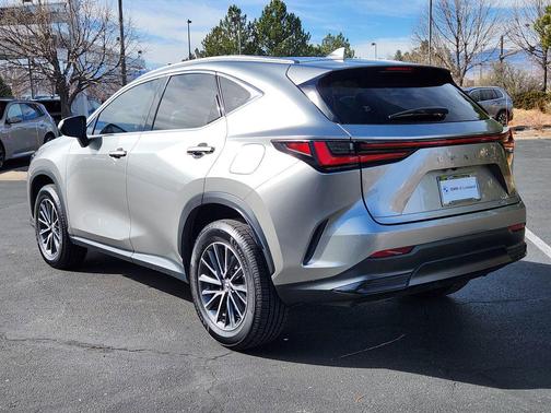 2022 Lexus NX 350h AWD