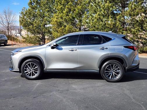 2022 Lexus NX 350h AWD