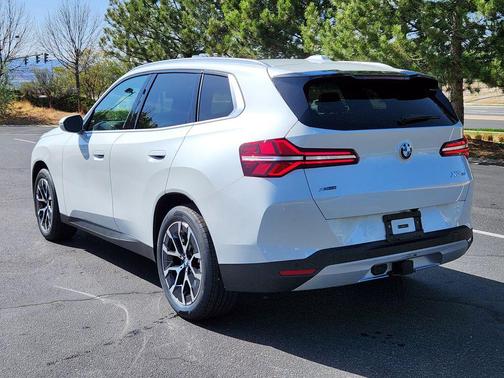 Mineral White Metallic 2026 BMW X3 30 xDrive