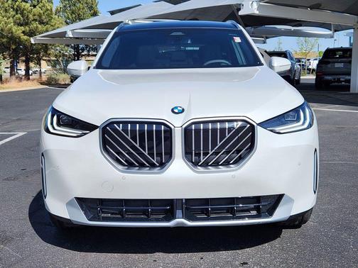 Mineral White Metallic 2026 BMW X3 30 xDrive