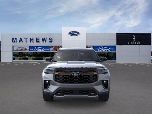 Carbonized Gray 2026 Ford Explorer Tremor