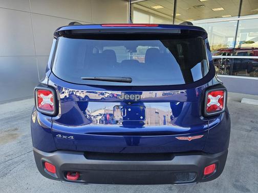 2016 Jeep Renegade Trailhawk