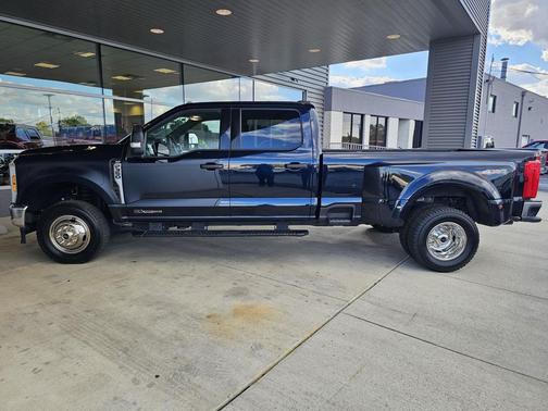 2025 Ford F-350 XLT