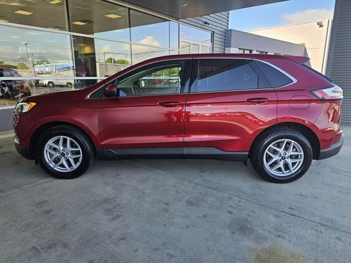 2022 Ford Edge ST Line