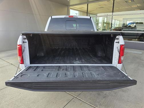 Oxford White 2016 Ford F-150 XLT
