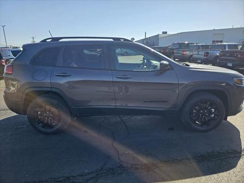 2023 Jeep Cherokee Altitude
