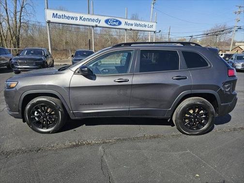 2023 Jeep Cherokee Altitude