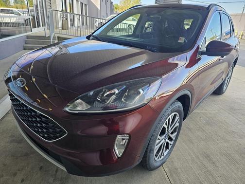 2021 Ford Escape SEL