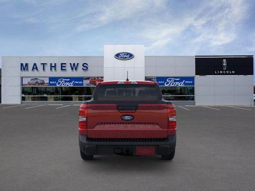 2025 Ford Maverick Lariat