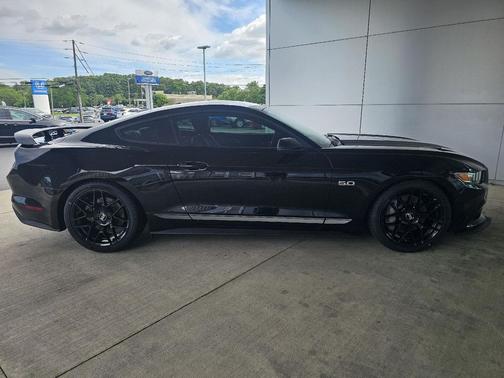 Magnetic Metallic 2017 Ford Mustang GT Premium